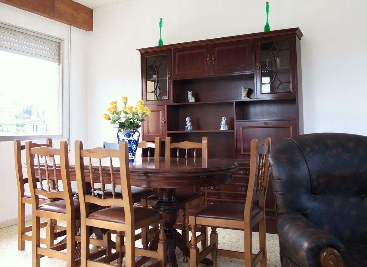 Apartamentos Vacacionales Caracas Sanxenxo Kültér fotó